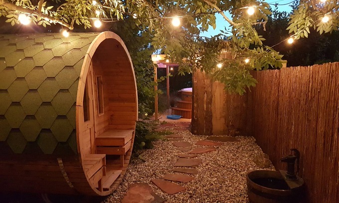 Dury Condo | Gite AUX Champs DES Amours spa et Sauna Finlandais