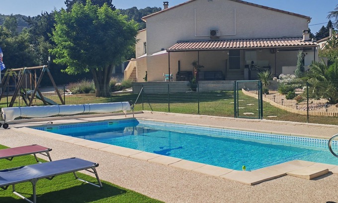 Saint-Ambroix Bed & Breakfast | Gite - Bed and breakfast l'occitania