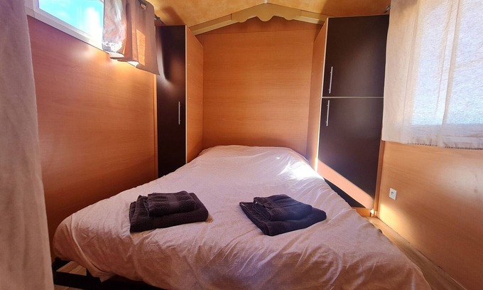 Burthecourt-aux-Chenes Cottage | Gite Burthecourt-aux-Chênes, 1 bedroom, 4 persons