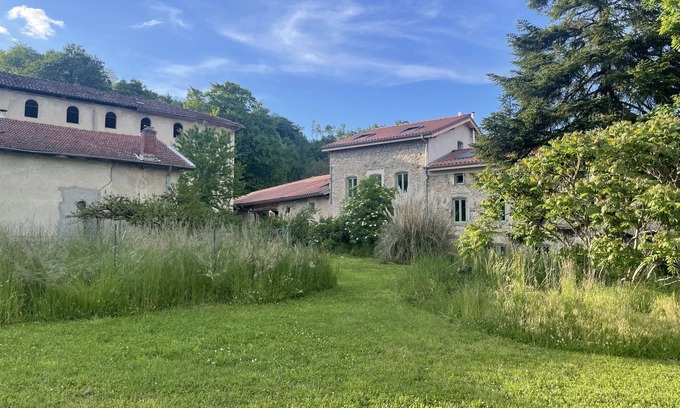 Chatte Cottage | Gîte-Cottage-Ensuite with Bath-Countryside view