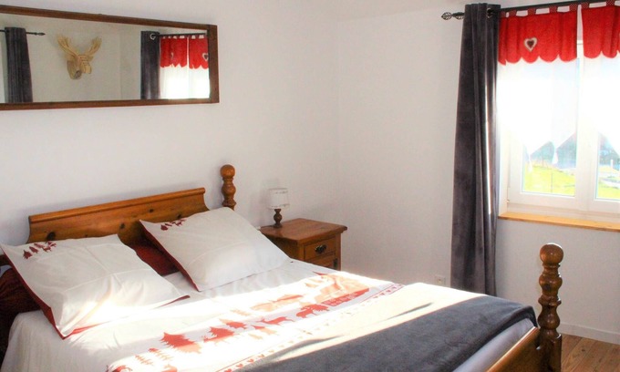 Pierrepont-sur-l'Arentele Apartment | Gite de 15 A la Fontaine Fleurie