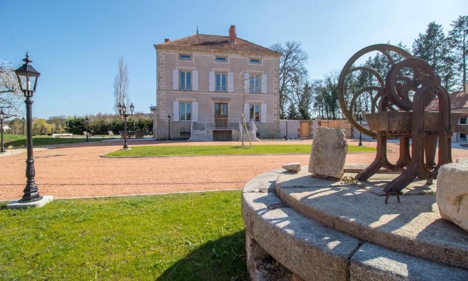 Glaine-Montaigut House | Gite de charme 5 épis - Demeure La Moliére