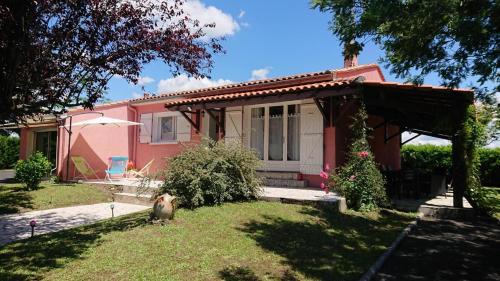 Vindelle House | Gite De La Meronne