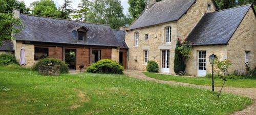 Trefumel House | GITE DU MARAIS- Non loin de DINAN