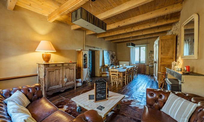 Peyrusse-le-Roc House | Gîte du Roc village house restored with charm and authenticity