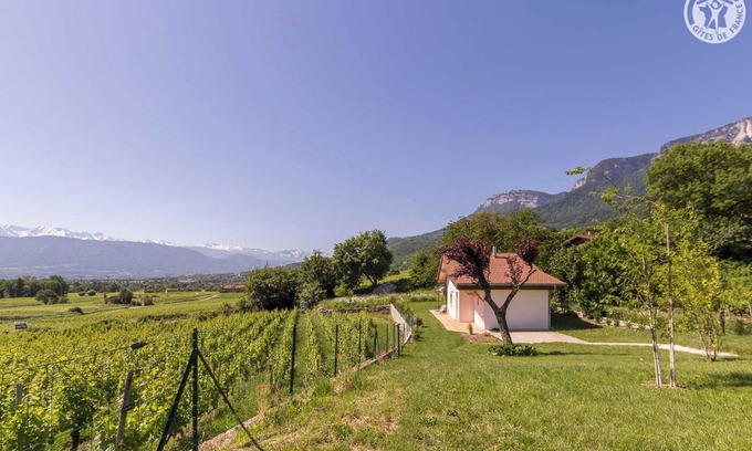 Les Marches House | GITE DU ROCHER - PORTE DE SAVOIE