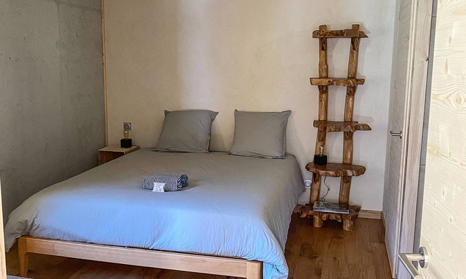 Entremont Apartment | Gite for 2 to 4 p. surrounded by greenery and moun