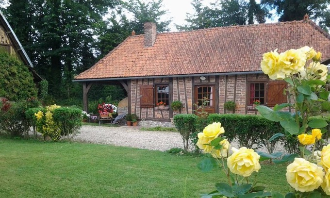 Saint-Maclou-de-Folleville House | Gite Saint-Maclou-de-Folleville, 2 bedrooms, 4 persons