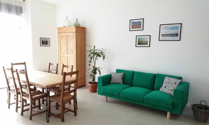 Hergugney Cottage | Gite Hergugney, 2 bedrooms, 4 persons