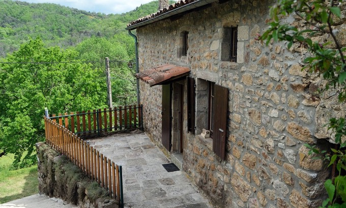 Fabras Cottage | Gîte in an Ardéchois farmhouse in the heart of nature