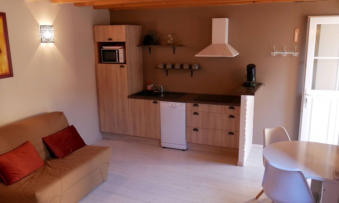 Lanas House | Gite in Lanas for 2 people 100m from the river Ardèche
