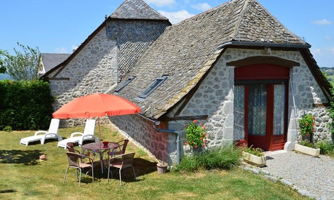 Labesserette Cottage | Gite Labesserette, 2 bedrooms, 3 persons