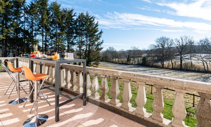 Gabriac House | GITE le COUDERC - Belle maison familiale ouverte sur la campagne de l'Aubrac