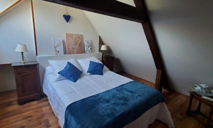 Seuillet House | GITE LE FOUR DE SULIATUS