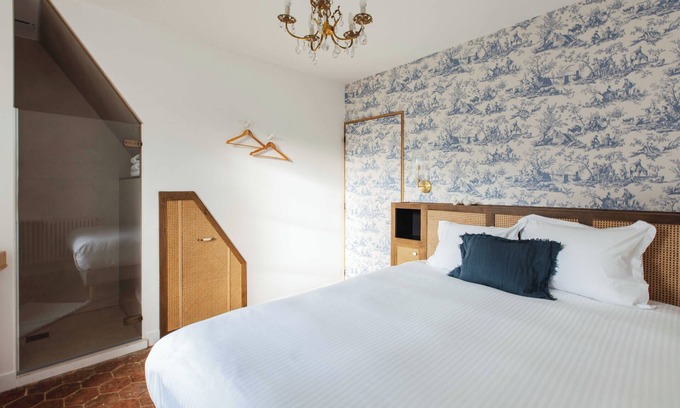 Saint-Cyr-en-Arthies House | Gite Le Moulin, a jewel nestled in the grounds of the Château de la Bucherie estate