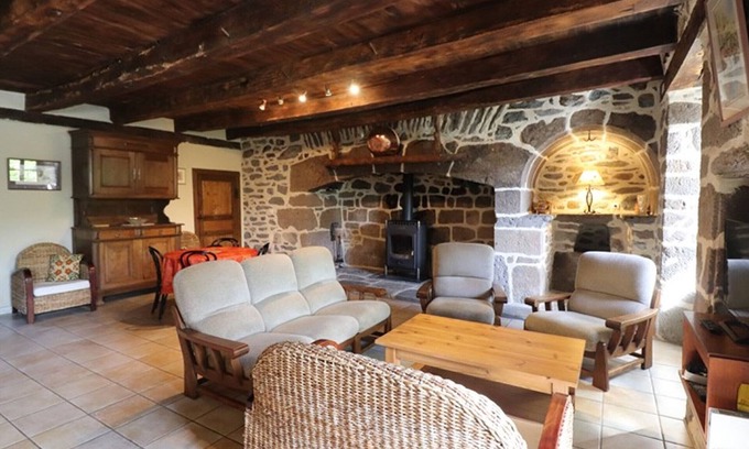 Le Monteil Cottage | Gite Le Monteil, 2 bedrooms, 4 persons