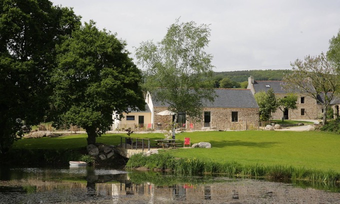 Plogonnec Cottage | gite near locronan in the heart of finistere in brittany