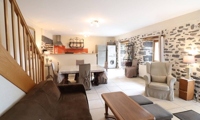 Paulhac Cottage | Gite Paulhac, 2 bedrooms, 5 persons