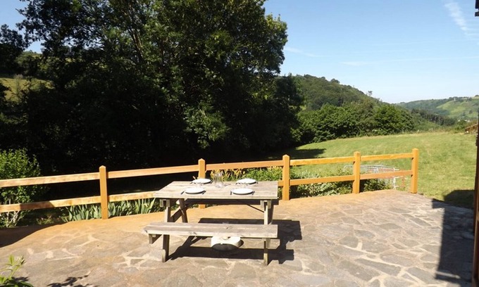 Saint-Martin-Valmeroux Cottage | Gite Saint-Martin-Valmeroux, 3 bedrooms, 6 persons