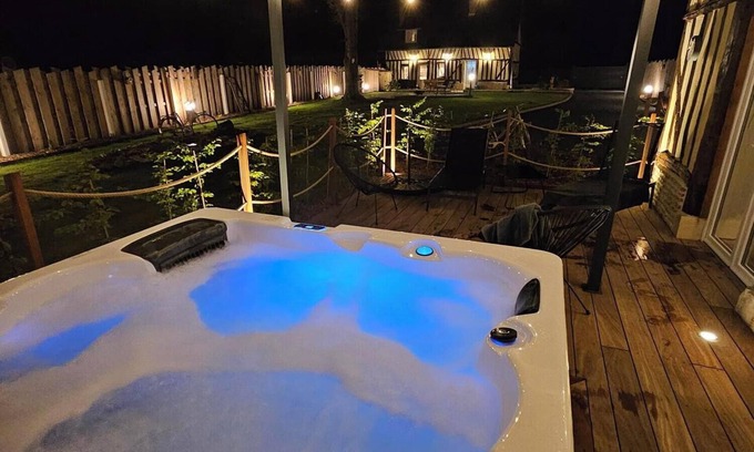 Le Pin Cottage | Gîte Saint Amour private house&SPA in the heart of Pays d'Auge, close to the sea