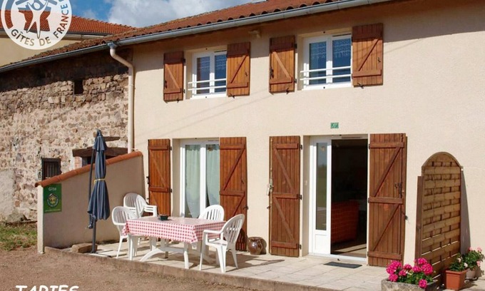 Saint-Alban-les-Eaux Cottage | Gite Saint-Alban-les-Eaux, 2 bedrooms, 4 persons