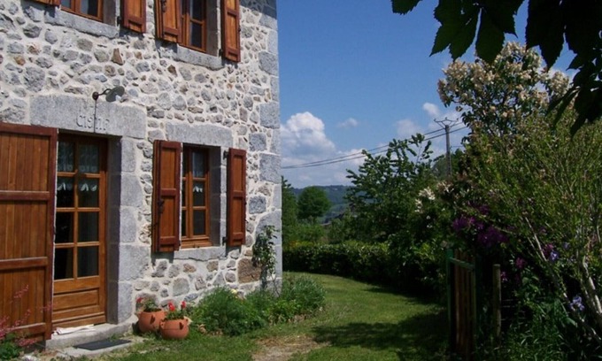 Sansac-Veinazes Cottage | Gite Sansac-Veinazès, 2 bedrooms, 4 persons