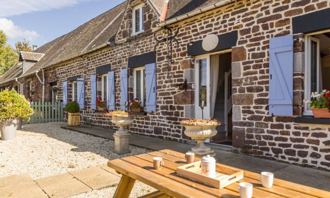 Ver Cottage | Gite Ver, 3 bedrooms, 6 persons