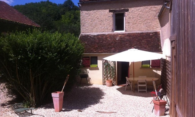 Chamoux House | Gite Vezelay