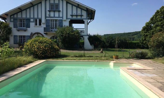 Saint-Sever-de-Rustan House | Gite with pool close to the pyrenees & ancient Abbey of Saint Sever de Rustan