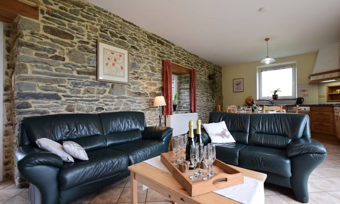 Tavigny Cottage | Gîte with lake view