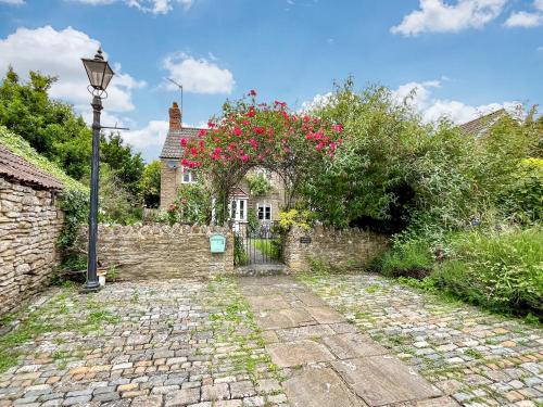 Sutton Benger House | Gladwyn Cottage
