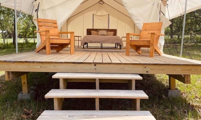 Buffalo Other | Glamourous Group Camping@ Buffalo Springs Farm