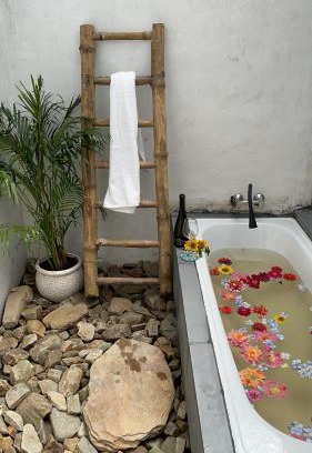 Kasiyalekh House | Glamping by The Hulya Mukteshwar