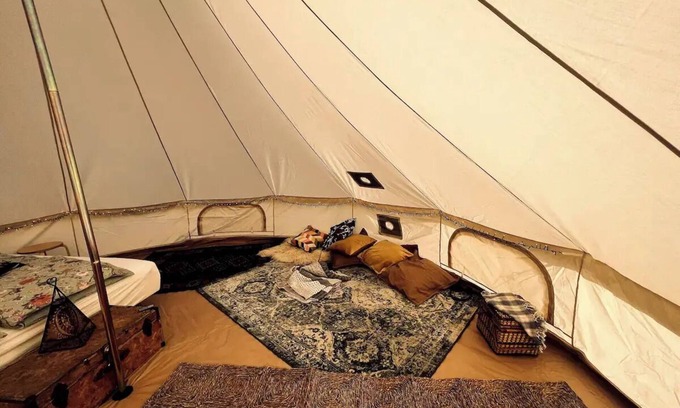 Hvolsvollur RV Rental | Glamping in Hvolsvöllur 4nn