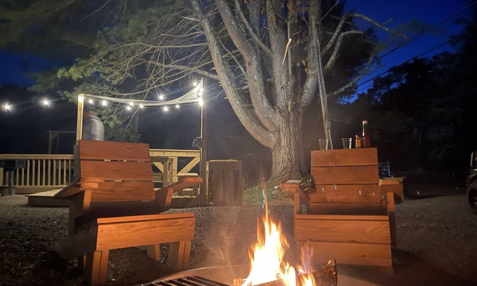 Cochecton House | Glamping in Vintage Airstream with modern comforts with private pond access.