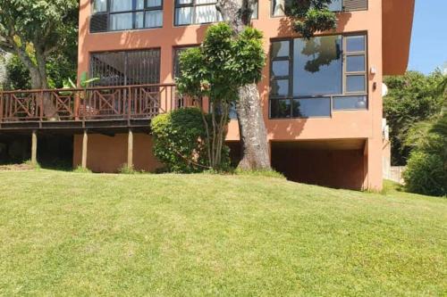 Marina Beach House | Glass House Haven