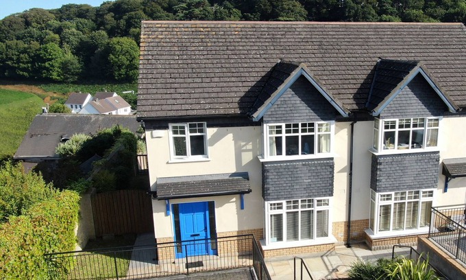 Dunmore East House | Glen Ard HH No 1 by Interhome