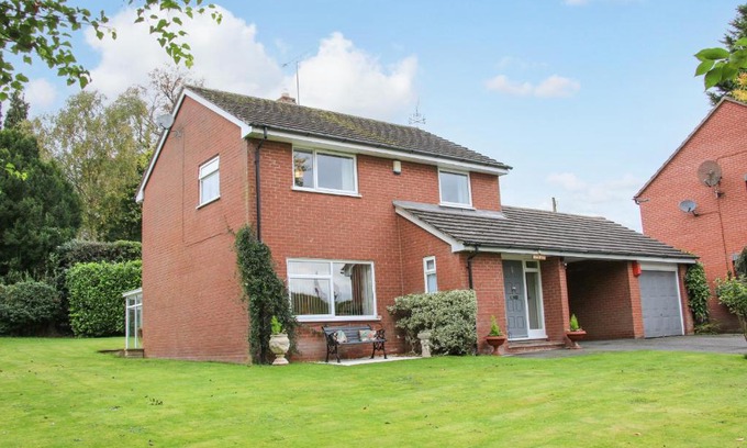 Madeley House | Glen Helen