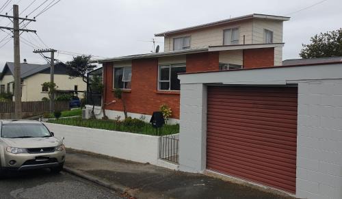Dunedin House | Glenpark Lodge