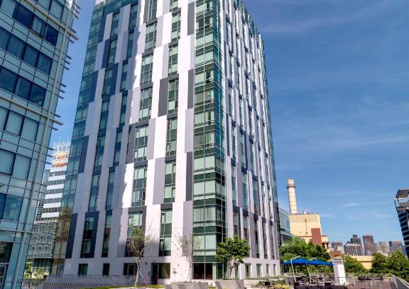East Cambridge Apartment | Global Luxury Suites at Kendall West