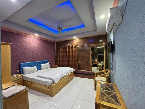 Mansehra Hotel | Glorious Continental Hotel