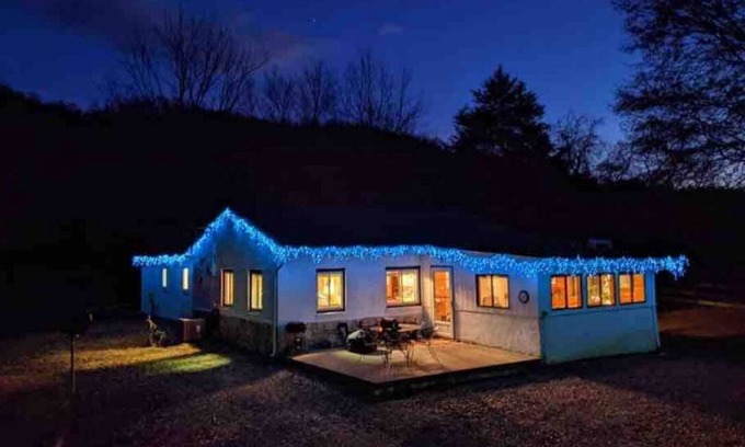 Etlan Other | Glorious Mountain Getaway with amazing views of Old Rag Mountain