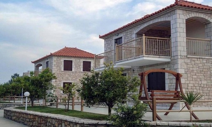 Paralio Astros Villa | Glyfada Villas III