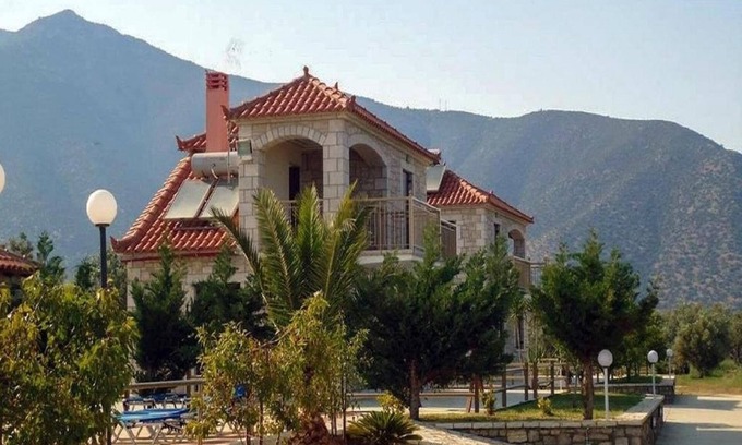 Paralio Astros Villa | Glyfada Villas II