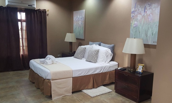 Armenia Bed & Breakfast | GM Suites Bed & Breakfast n"Experience Comfort At It's Best"