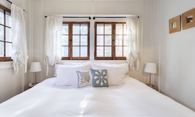 Lake Placid Cottage | ★ GO-Cottage ★ Charming Dual Cottage Retreat ★ 3BD ★ Wifi ★ Yard ★ Walk to townn