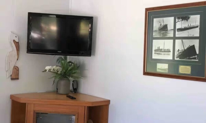 Happy Valley House | Goanna Manor at Happy Valley