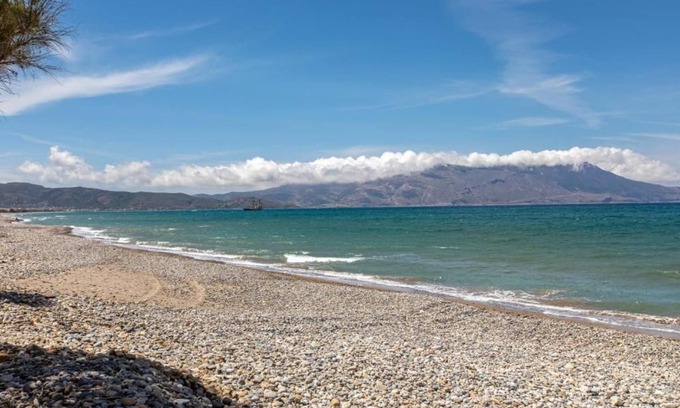 Drapanias House | Gold Crest Home in Drapanias beach, Nopigia