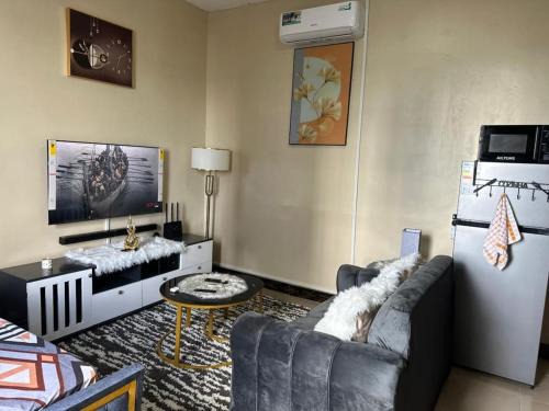 Dar es Salaam Apartment | Gold Loon
