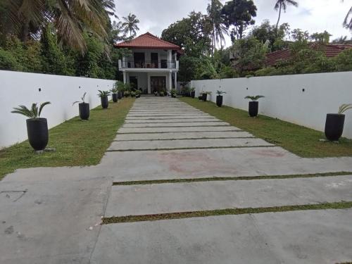 Negombo House | Golden Breeze Villa - Negombo